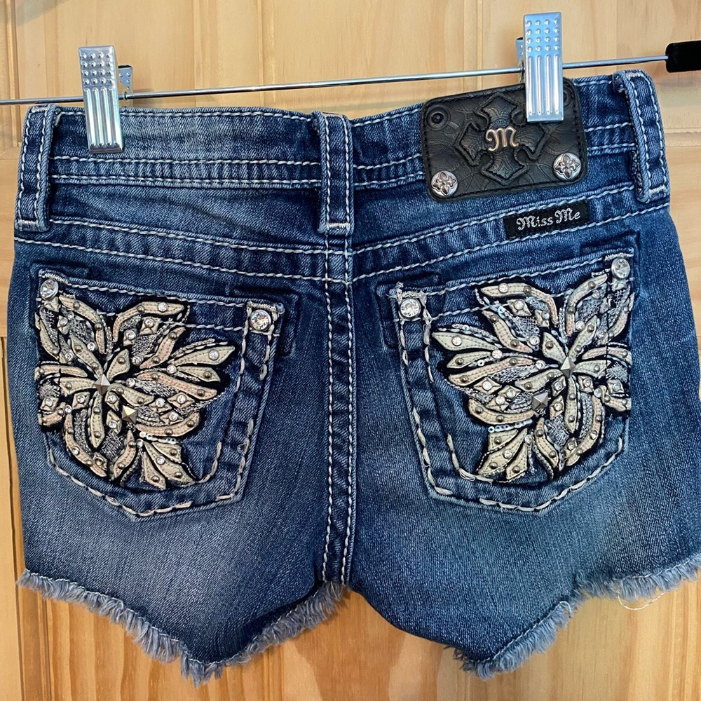 Girls Miss Me shorts